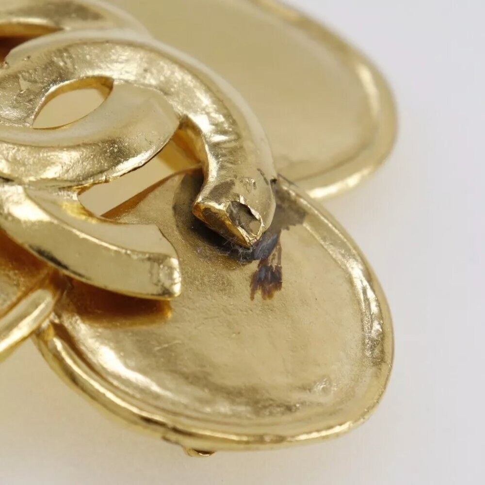 CHANEL Clover Brooch Plated Gold 28.8g Women - Picture 5 of 6